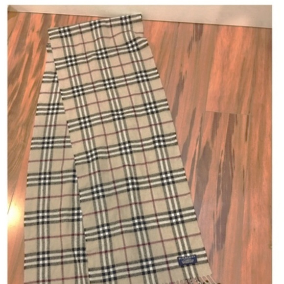 Genuine Burberry Wool Scarf  (Extra Long) - Picture 6 of 6
